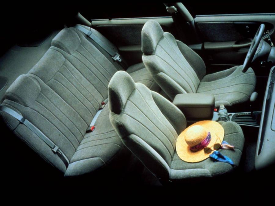  Chevrolet Malibu 1997 года  (фото 6 из 12)